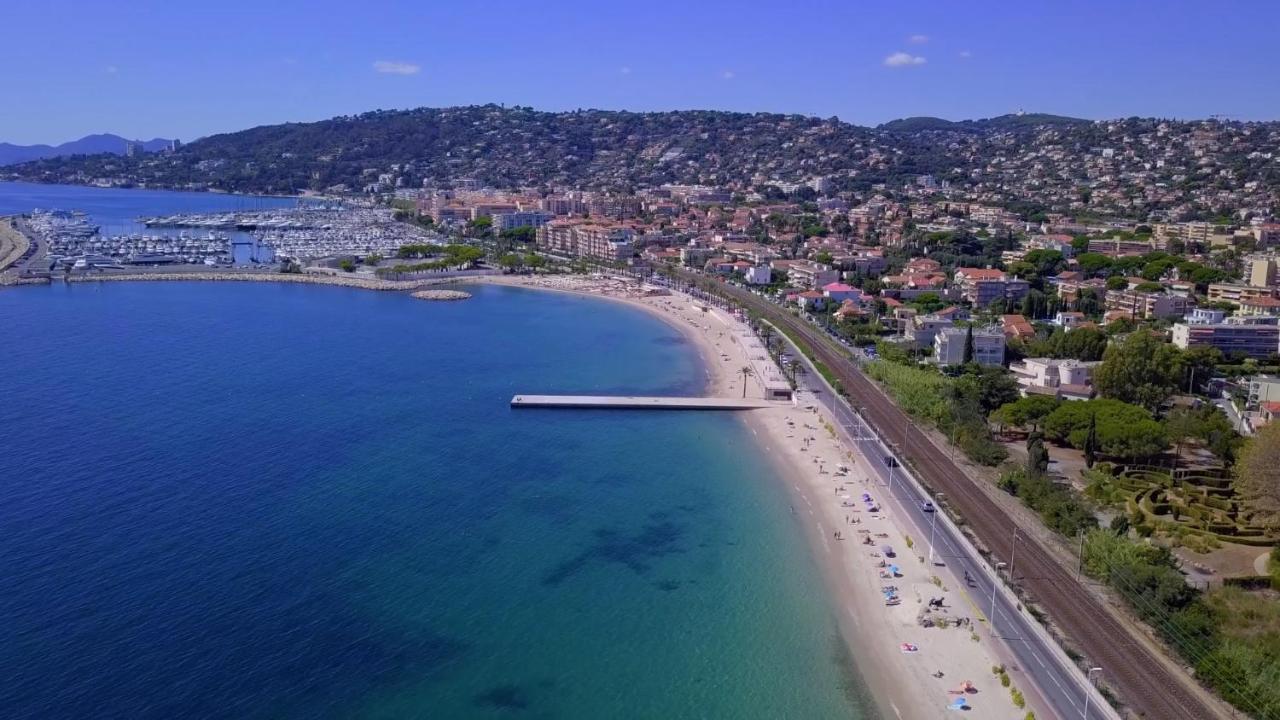 Apt Golfe Juan - 5Min Des Plages - Parking Privee - Piscine Rooftop Vallauris Luaran gambar